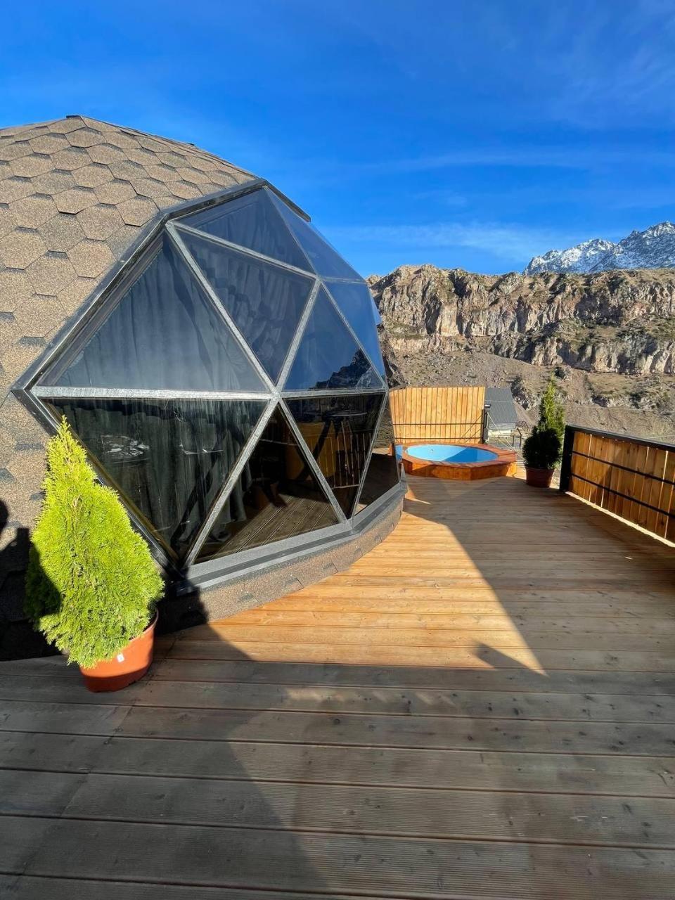 Gabua Glamping Villa Kazbegi Eksteriør billede