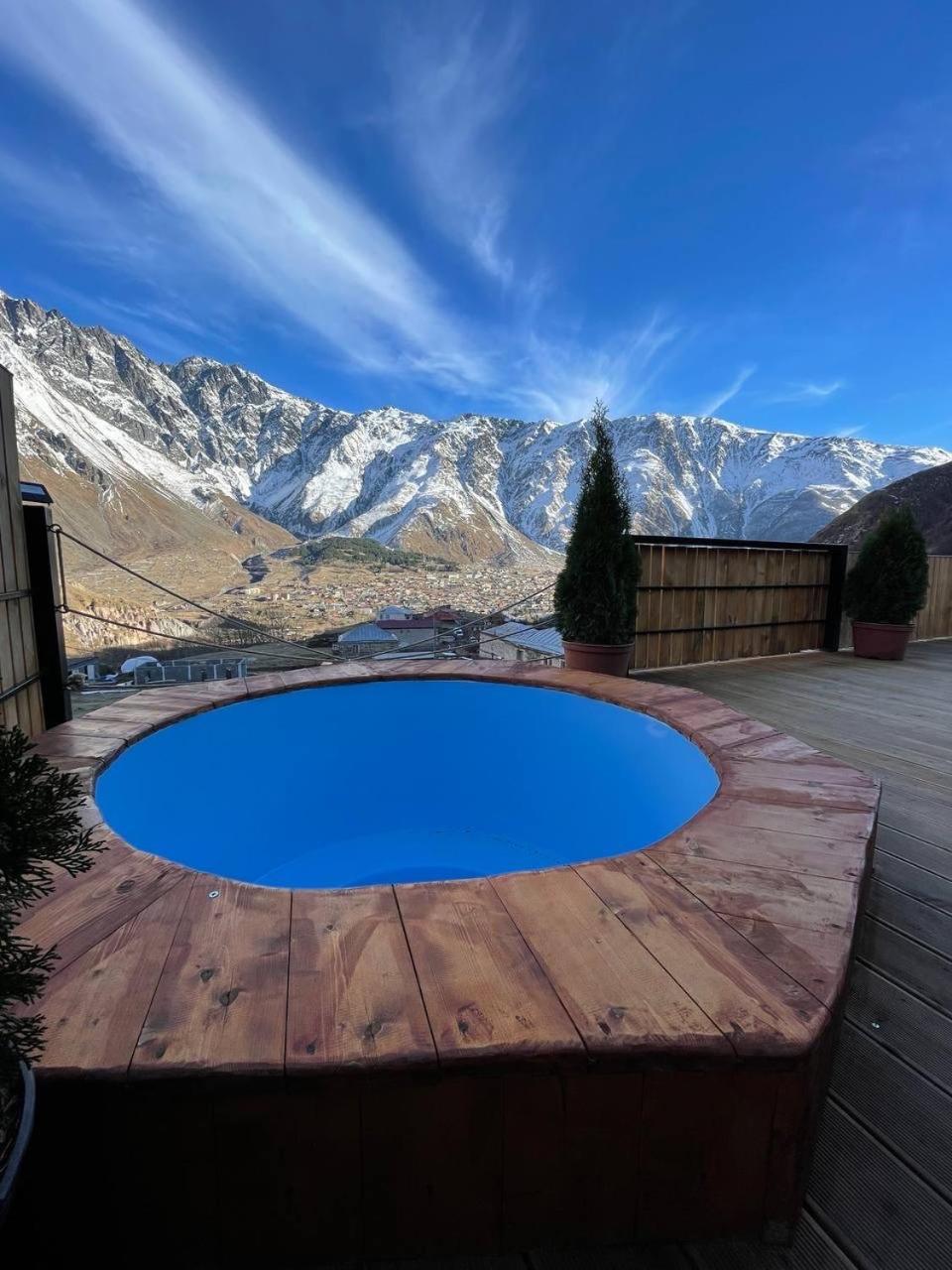 Gabua Glamping Villa Kazbegi Eksteriør billede