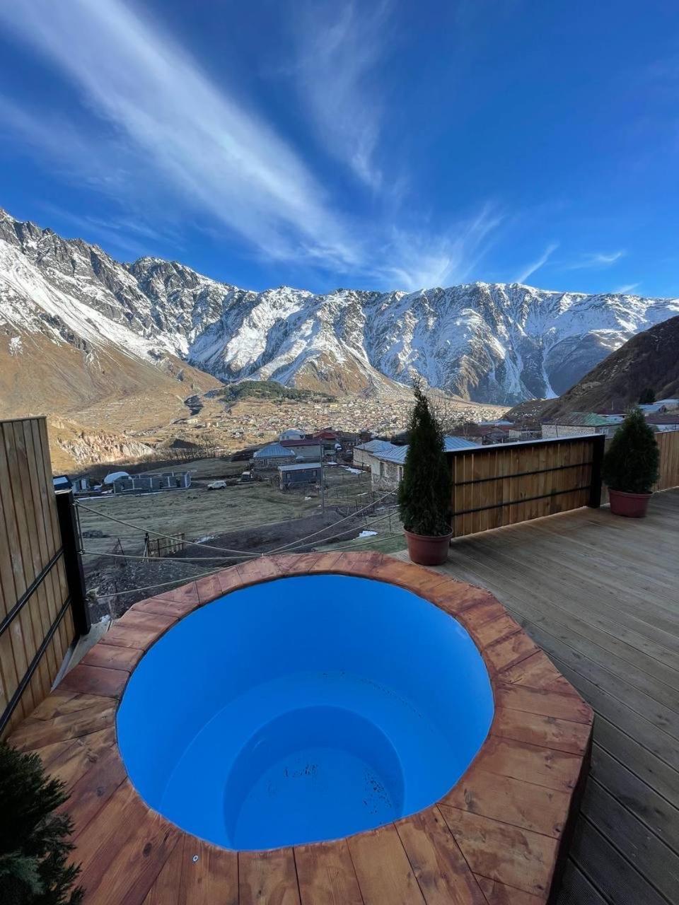 Gabua Glamping Villa Kazbegi Eksteriør billede