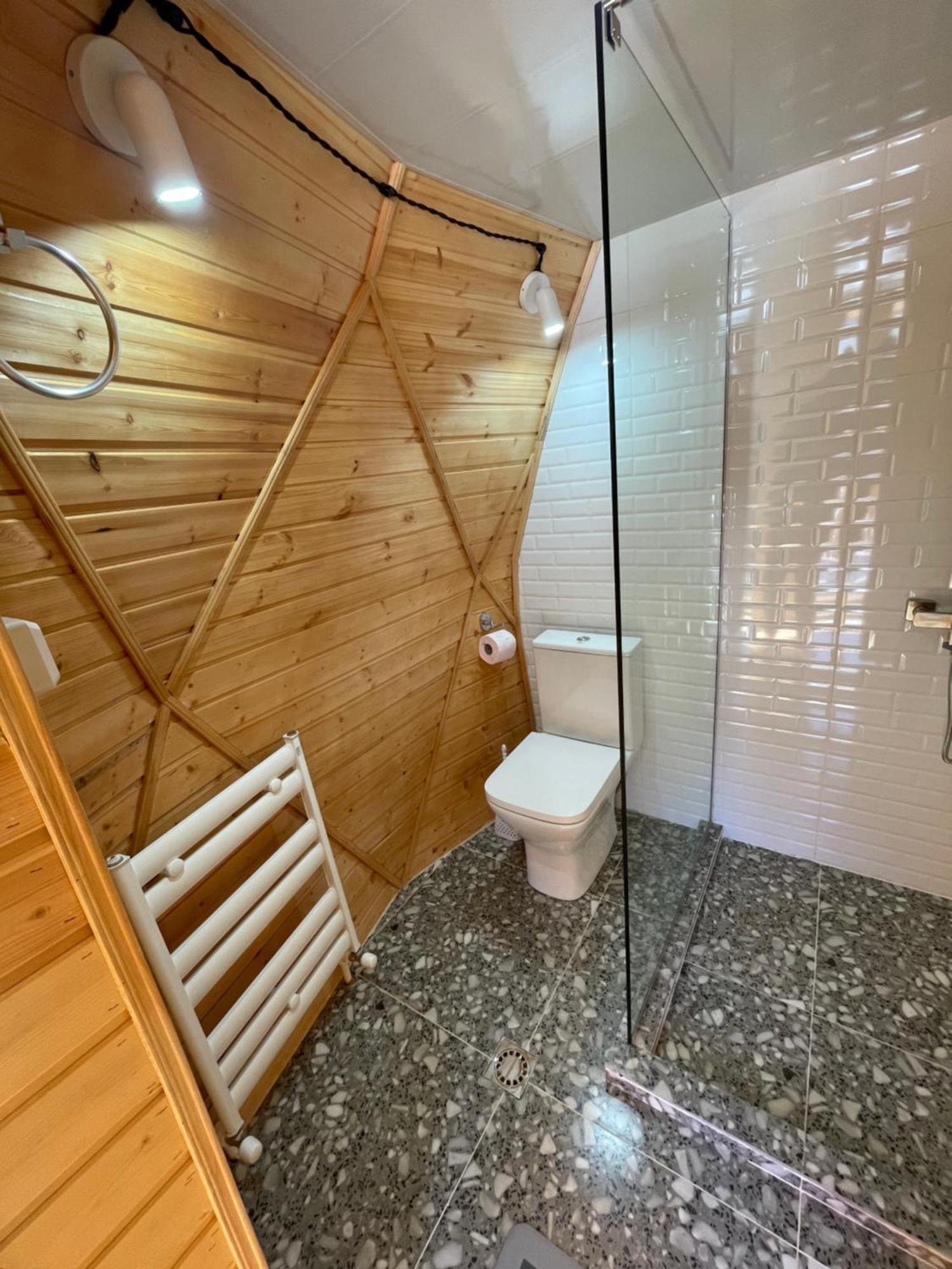 Gabua Glamping Villa Kazbegi Eksteriør billede