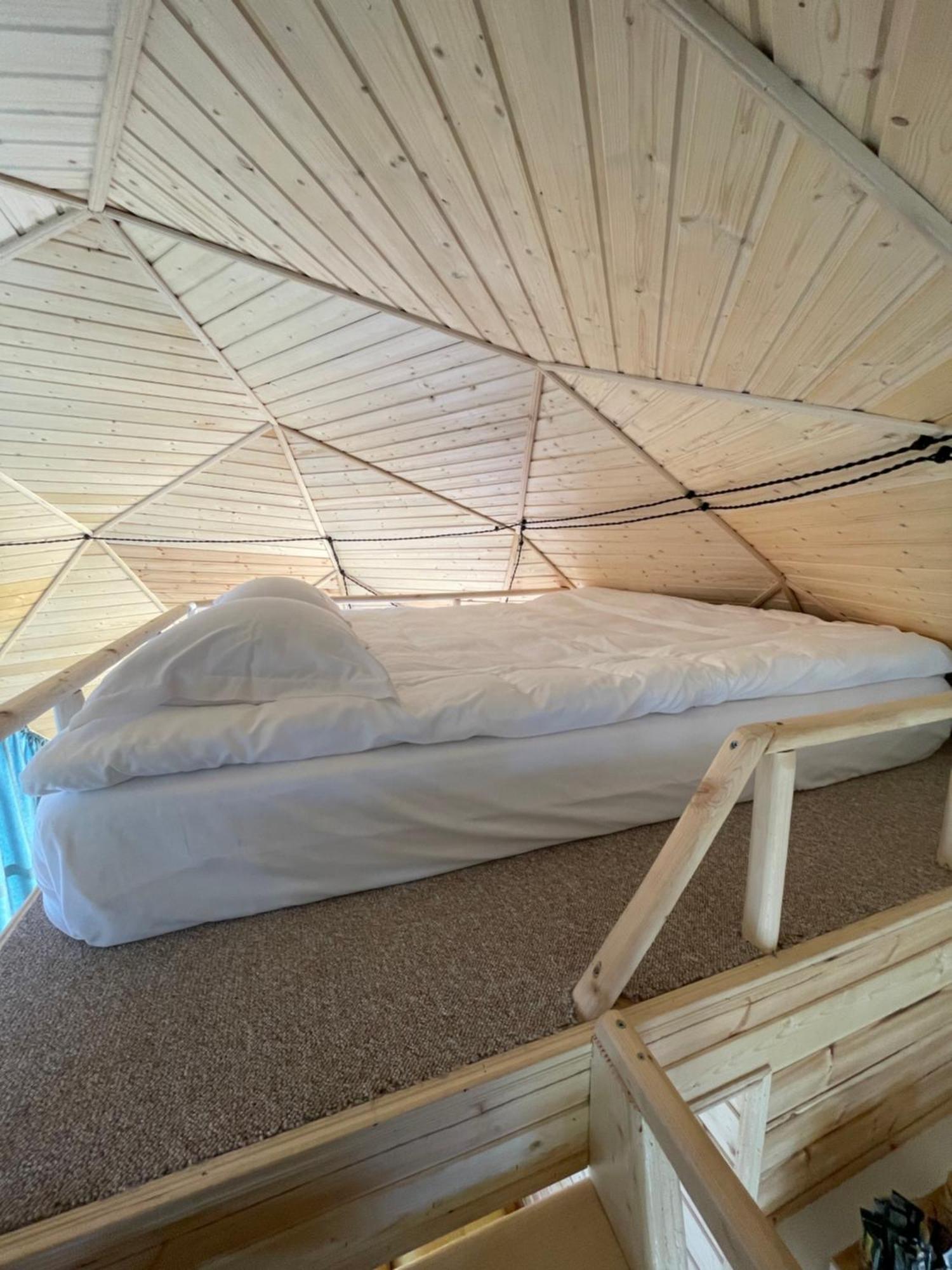 Gabua Glamping Villa Kazbegi Eksteriør billede