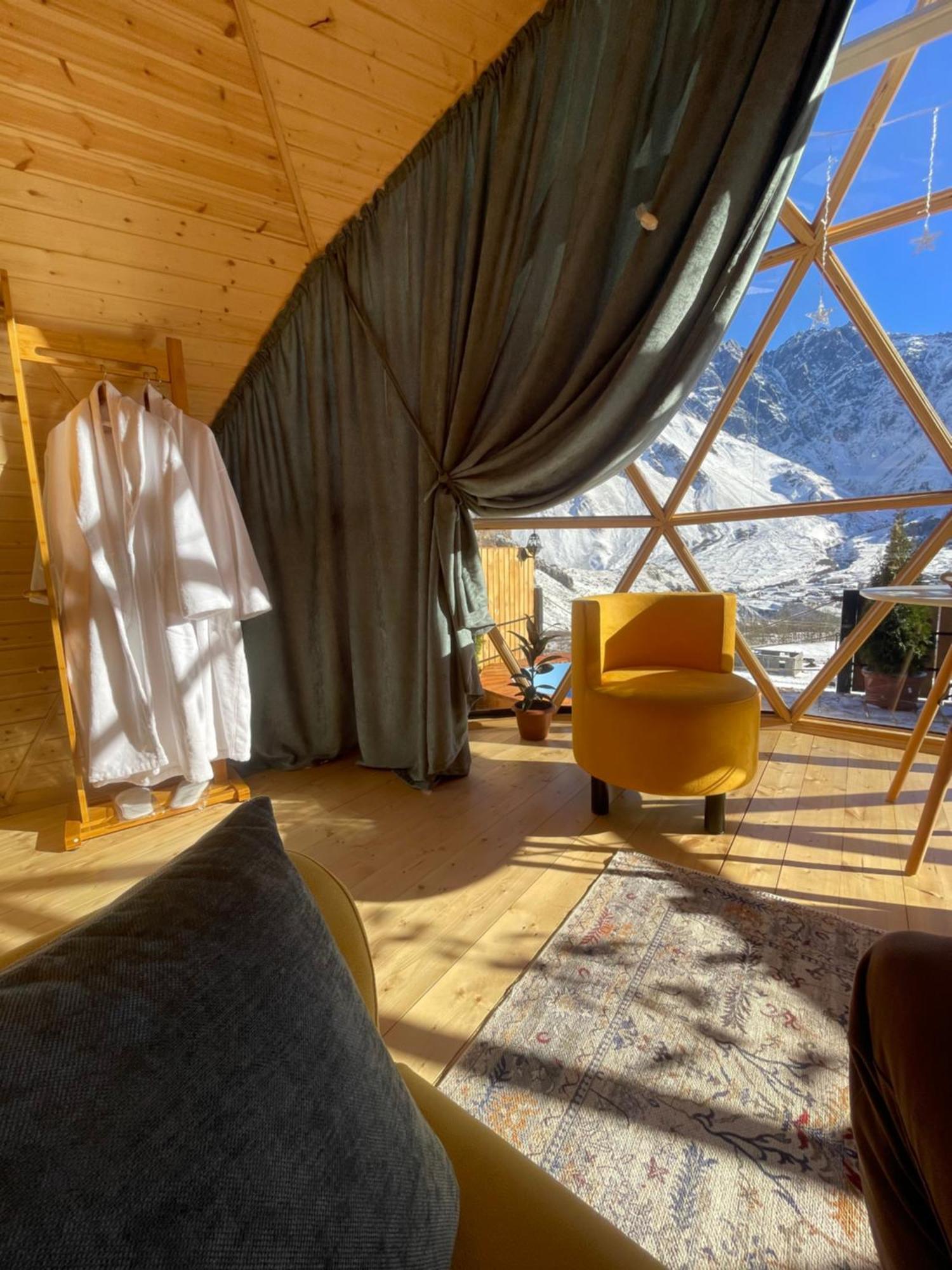 Gabua Glamping Villa Kazbegi Eksteriør billede