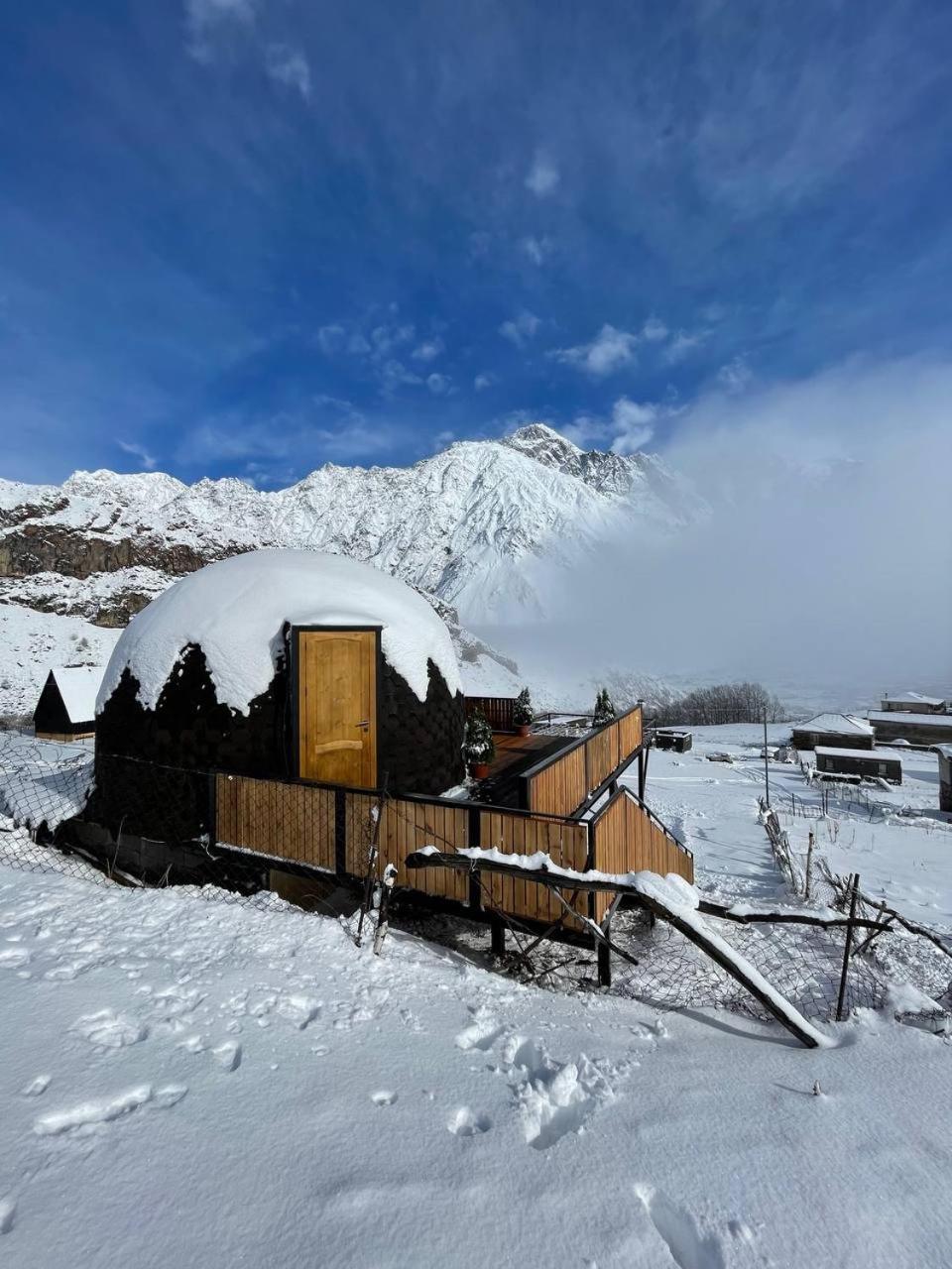 Gabua Glamping Villa Kazbegi Eksteriør billede