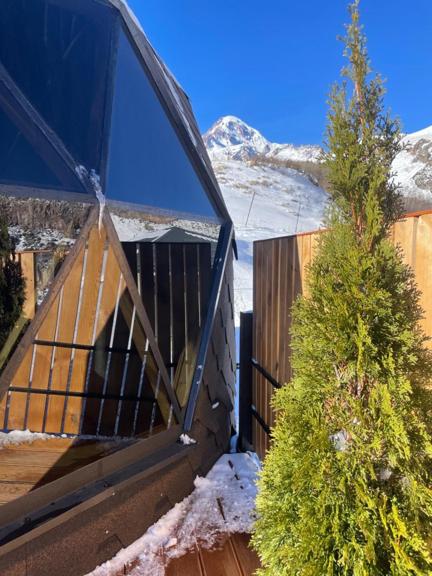 Gabua Glamping Villa Kazbegi Eksteriør billede